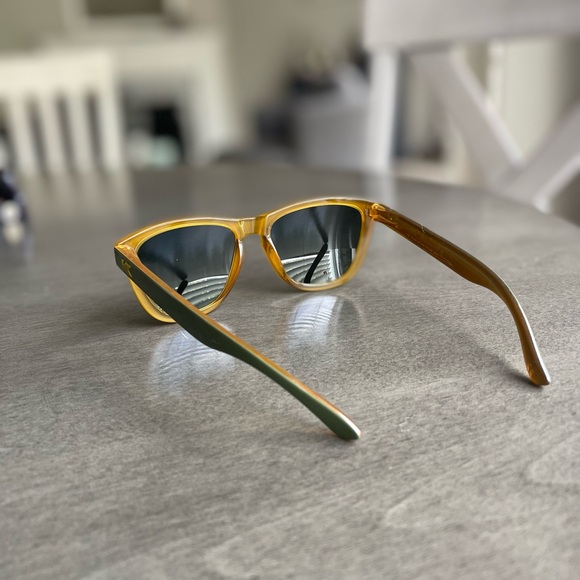 Unisex Knockaround Coyote Calls Premiums Sunglasses - Picture 6 of 6